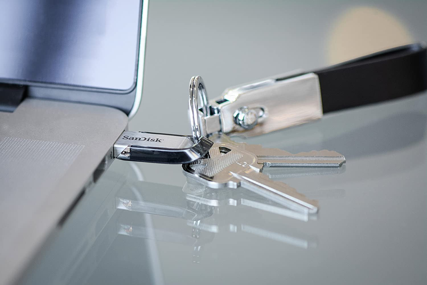 128GB Ultra Flair USB 3.0 Flash Drive USB Stick, Memory Stick with Transfer Speeds up to 150 Mb/S, Password Protection, Durable, Sleek Metal Casing Silver/Black