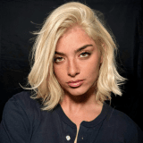 The Old Money Bob Gets a Chic Summer Update