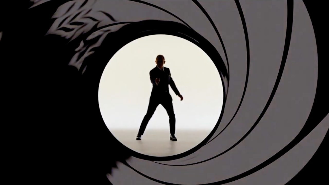 Amazon Boss Jeff Bezos Asks Who Fans Would Pick as the Next James Bond, and the Answer Is Loud and Clear