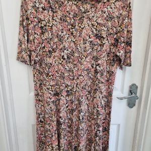 M&S Size 16 orange/pinks multicolour short sleeve midi ditzy print summer dress