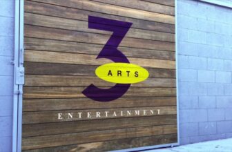 OBB Pictures/3 Arts Entertainment/kidsatplay/Go90 (2016)
