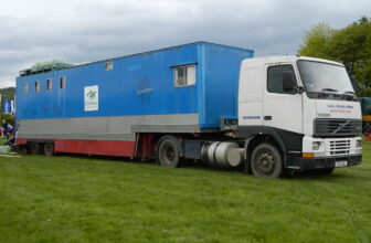 Volvo FH12 of Elgin, Faser and Papa Heavy Horse Team