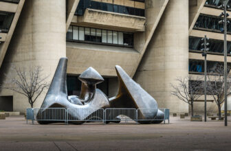 Happy Fence Friday | The Dallas Piece sculpture in front of …
