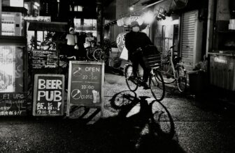 “BEER, PUB….BICYCLE” – Osaka Nocturnal Cycles