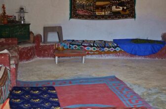 the room :) | Another room in the cave dwelling of the Berbe…