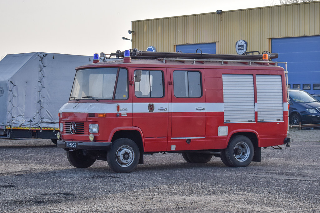Mercedes Benz Düsseldorfer L408 Benzine Martin Willems Emmercompascuum