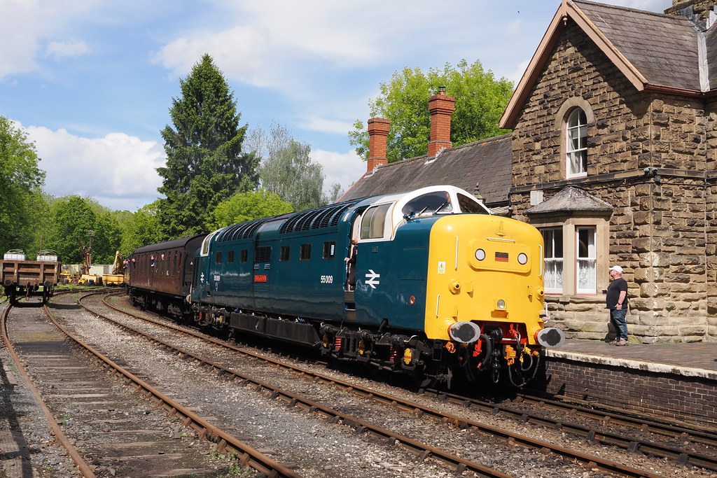 55009 Arrives at Highley 17.5.26