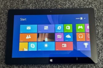 Microsoft Surface RT 1516 10.6” Tablet 32GB Black Windows RT, fully working