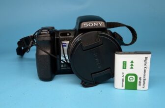 Sony DSC-H9 8.1MP 15x Zoom Digital Camera, Black – Tested