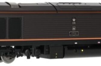 R3272 Hornby OO Gauge Class 67 67006 ‘Royal Sovereign'(Sound)(Pre-Owned)