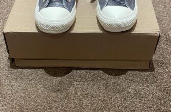 Converse Chuck Taylor All Star Hi glitter trainers – Uk 5