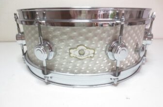 Camco 60s 14” Oaklawn Snare Drum 3D Moire 8 Lug EXCELLENT!