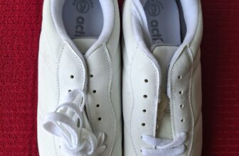 Actives White Ladies Sneakers Size 9 Lace Up