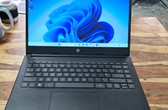 Windows 11 laptop 14″ screen HP 14s-fq0014na, AMD 3020e, 4GB,120GB VGC.