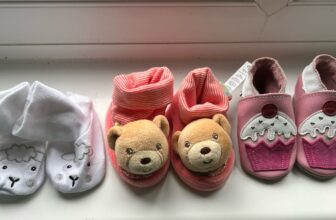 Baby Shoes x 3 (0-6 Months)