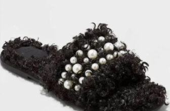 Women’s Adrienne Slip-On Embellished Slide Slippers Black Fuzzy Soft Sz 6 R9P1b