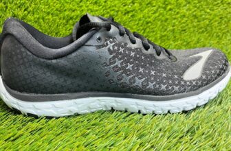 Brooks PureFlow 5 Womens Size 9.5 Black White Athletic Running Shoes Sneakers