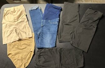 Women’s 7 Piece Maternity Bundle  Size Small