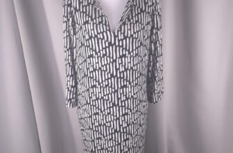 Karen Kane Dress Womens Medium Black White Abstract V Neck Tunic Shift USA Artsy