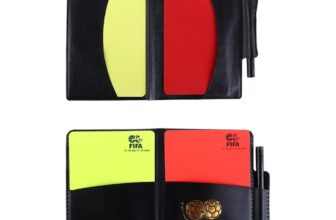 1 Set Official Fifa Referee Yellow/Red Card Set In Leather Case And Pen
