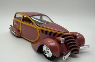 Jada Toys For Sale Diecast 1/24 Custom Woody Hot Rod Maroon Yellow 24190