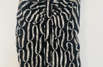 Country Road Skirt Size 12 Black White Silk Blend Knee Length Corporate