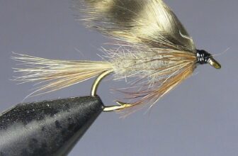 1 dozen (12) – Adams – WET FLY