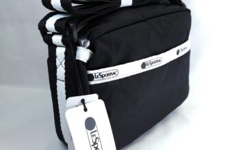 NWT LeSportsac CAMERA CROSSBODY “Spectator Black” STK#G