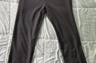 Woman’s Size Medium Black & Tan Maurices Stretch Pull-on Houndstooth Pants