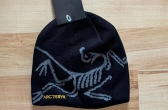 New Arc’teryx Merino Wool Beanie Black Bird Head Logo Winter Ski Outdoor Hat
