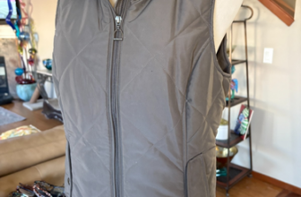 Ariat Women’s Brown Quilted Equestrian Full Zip & Hip Zips Riding Vest Sz M EUC