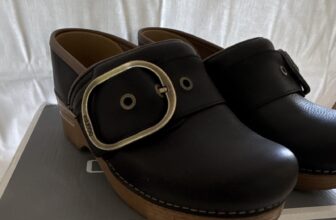 Dansko Women’s Black Leather Clog Mule Buckle Slip Resistant Closed Toe 7.5