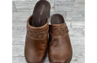 Clarks Collection Women Brown Leather Braided Mules Clogs Cushion Soft Sz 8.5 M