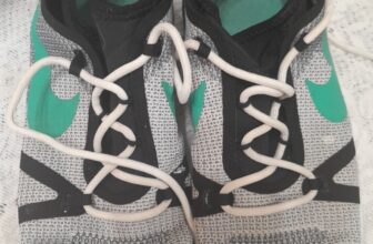 Mens Nike Duel Racer Size 8.5 Sneakers Preowned Good Condition