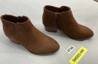 Womans Amazon Essentials Booties 6.5 Brown Side Zip Block Heel Almond Toe NWT