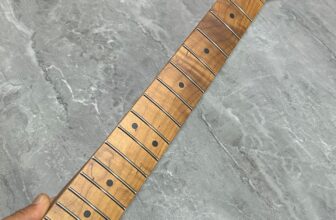 Beautiful 22 Fret 28 inch Roasted Maple Baritone guitar Neck parts matte Replace