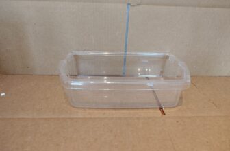 WHIRLPOOL REFRIGERATOR DOOR BIN PART# 2204812