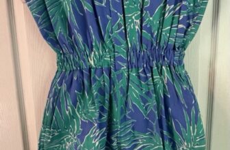 Women’s Vintage Tropical Print Jumper