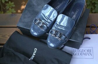 CHANEL Mocassins Loafers Navy model G32310 X47885 0F794 Size 39.5 8.5 MSRP $875