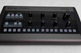 Behringer P16-HQ POWERPLAY 16-Channel Personal Monitoring Mixer