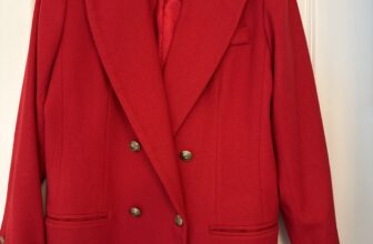 Vintage Red Wool Blazer Women’s 12 Gold Button Double Breasted Made USA Classic