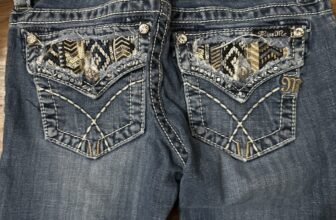 Miss Me Jeans Women’s 25 Signature Boot Embellished Back Flap Pockets