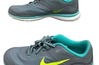Nike Womens Flex Trainer 5  Gray Running Sneakers Size 10