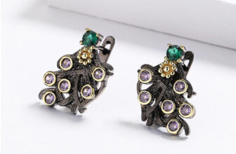 Gothic Black Purple CZ Cluster Stud Earrings Dark Luxury Vintage Art Women