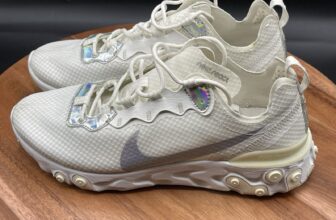 Nike React Element 55 Womens Size 8 White Athletic Running Shoes Sneakers