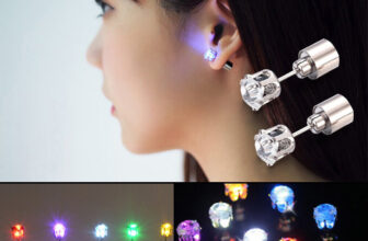 1/3/5Pairs Colors Changing LED Light Up Earrings Ear Studs Flash Halloween Decor