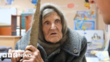 Ukrainian, 98, tells BBC of six-mile walk to escape Russians