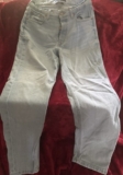 Aeropostale Mom Jean Women’s Distressed Light Wash Denim