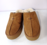 UGG Women’s Shestnut Discoquette Platform Sheepskin Slippers with Shearling Sz 8