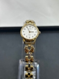 SEIKO Gold White Floral Bracelet Watch Round Dial From Japan